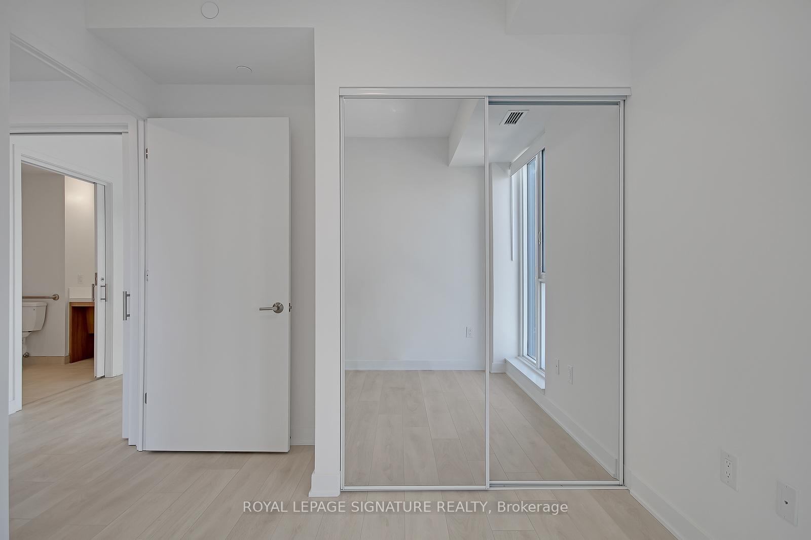 609-130 River Street, Toronto, ON - Indoor Photo Showing Other Room