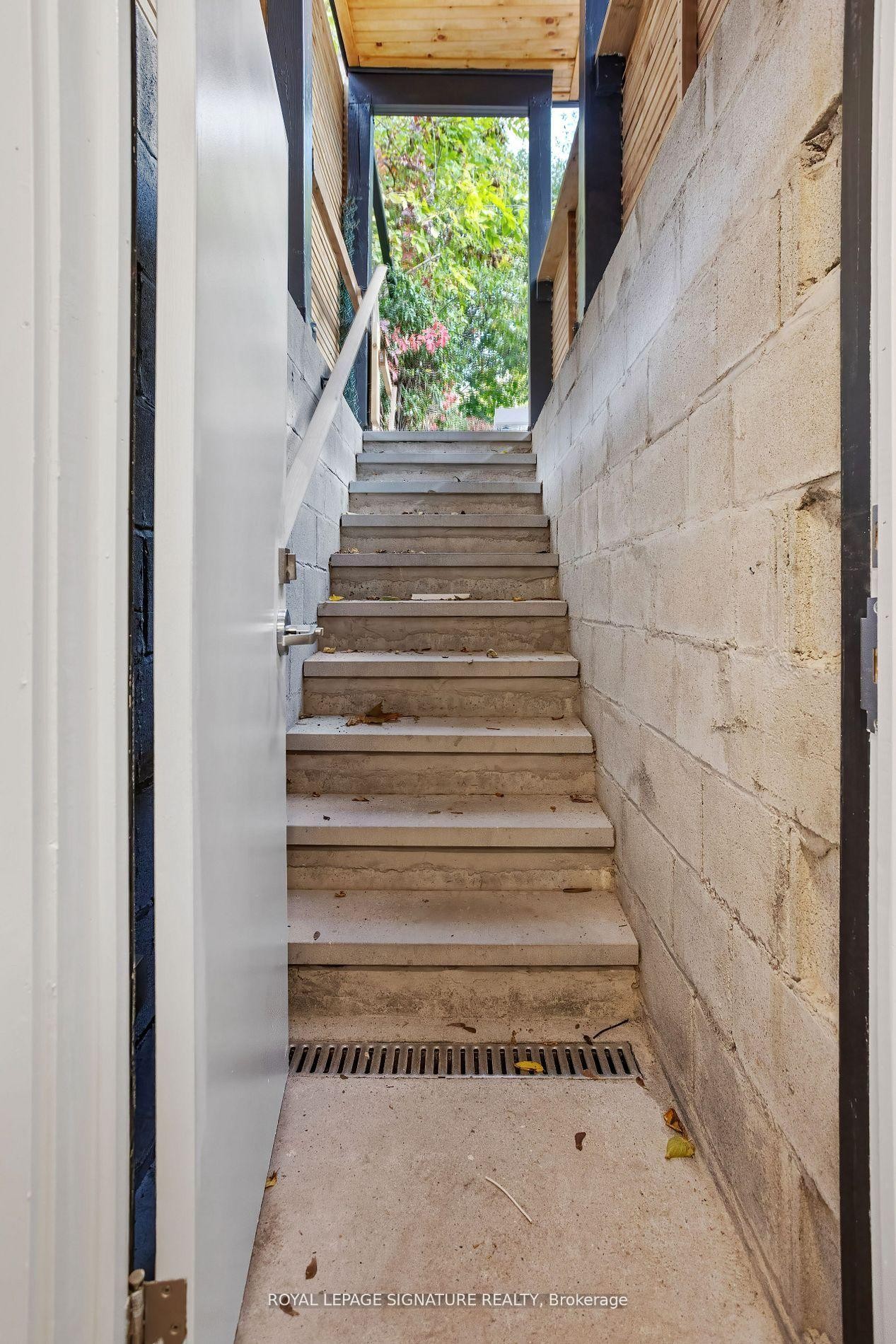 231 Havelock Street E, Toronto, ON