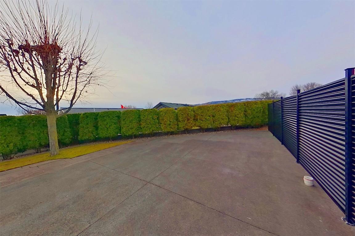 113-8000 Highland Road, Vernon, BC - Outdoor