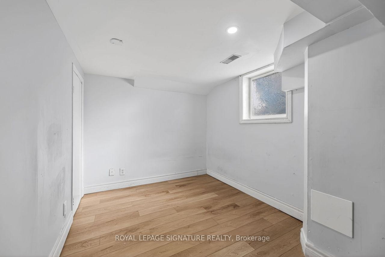 Lower-224 Alsace Road S, Richmond Hill, ON