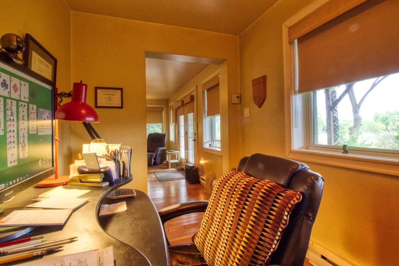 Office - 60 Rue Lambton, Ormstown, QC - Indoor