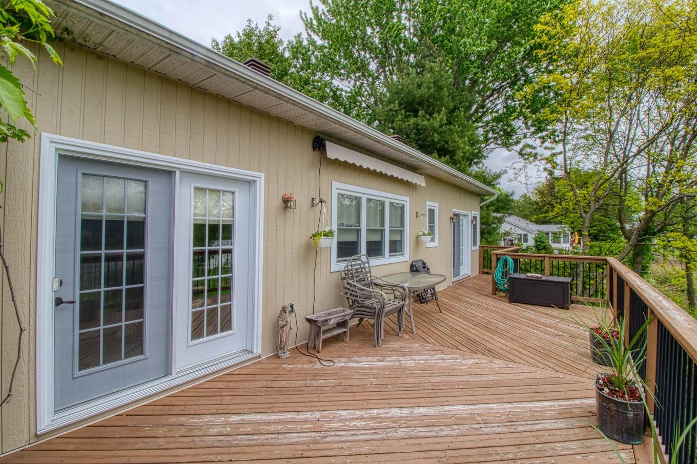 Exterior - 60 Rue Lambton, Ormstown, QC - Outdoor With Deck Patio Veranda With Exterior