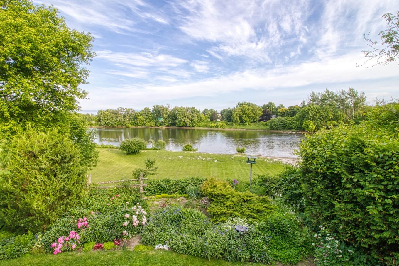 Exterior - 60 Rue Lambton, Ormstown, QC - Outdoor With Body Of Water With View