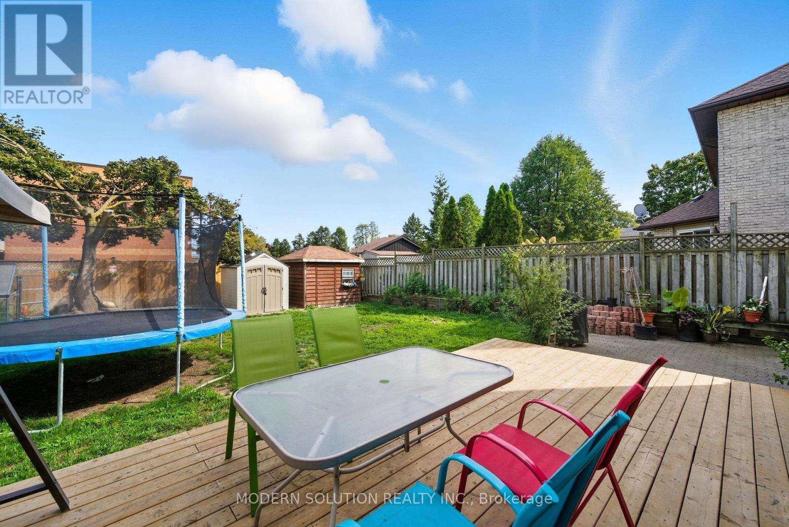 5 Woodlawn Court, Whitby, ON - Outdoor With Deck Patio Veranda With Backyard