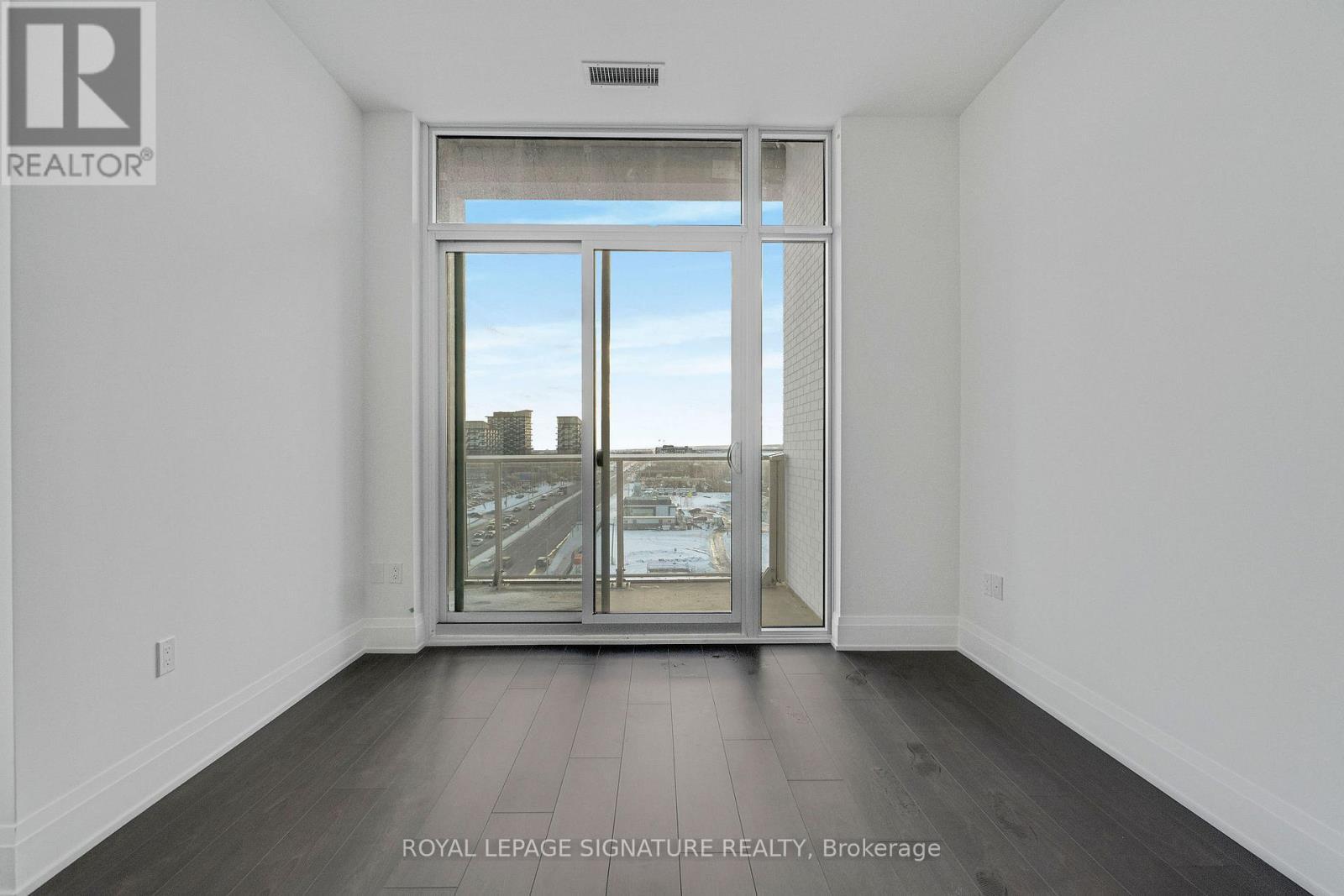 Ph111 - 412 Silver Maple Road, Oakville, ON - Indoor Photo Showing Other Room