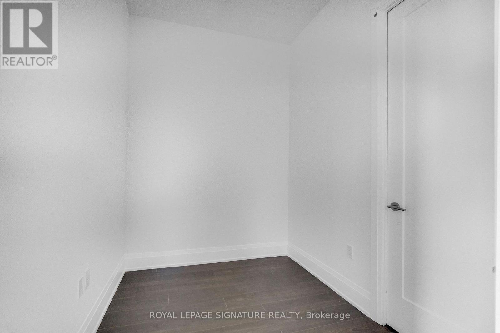 Ph111 - 412 Silver Maple Road, Oakville, ON - Indoor Photo Showing Other Room