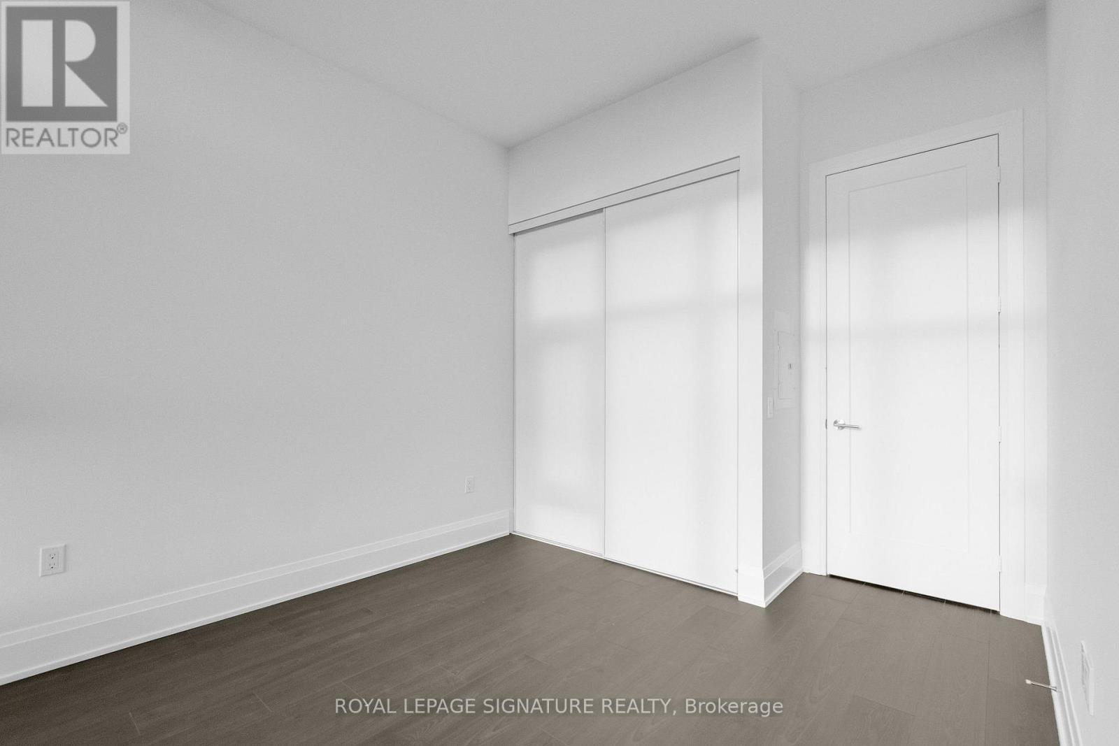 Ph111 - 412 Silver Maple Road, Oakville, ON - Indoor Photo Showing Other Room