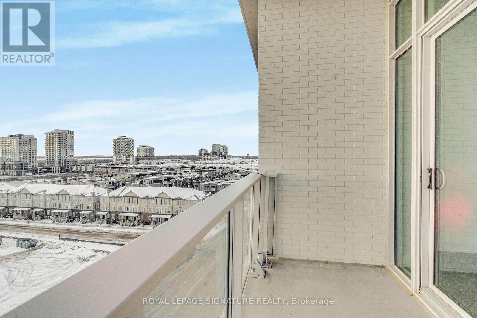 Ph111 - 412 Silver Maple Road, Oakville, ON - Outdoor