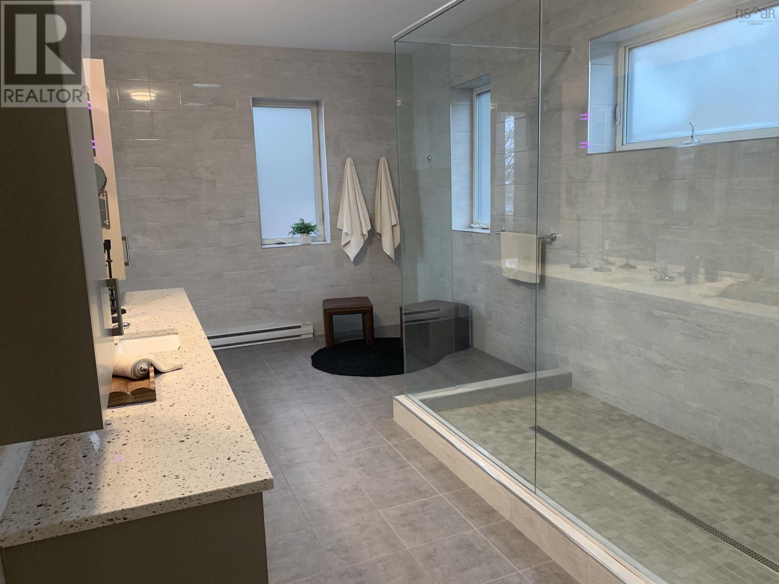 7 Bayview Road, Halifax, NS