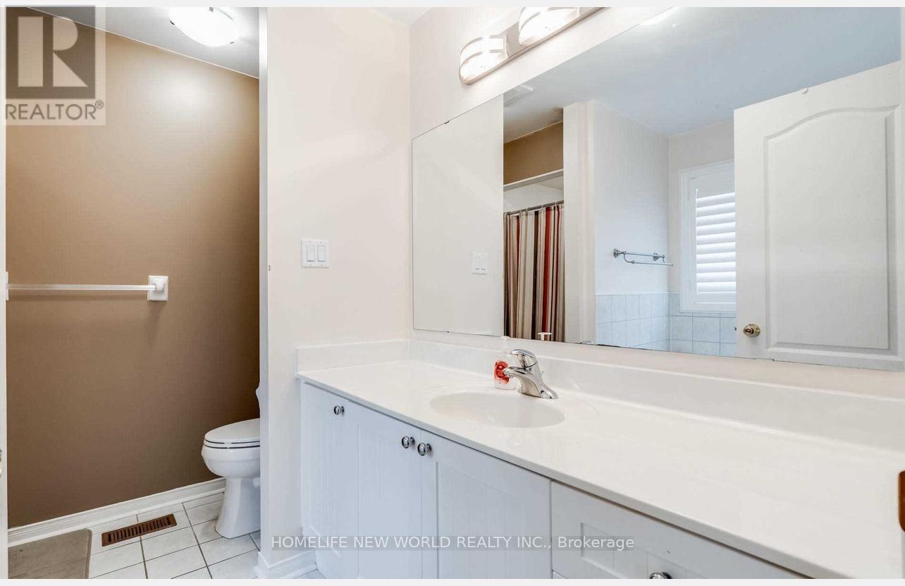 29 Courtfield Crescent, Markham, ON - Indoor Photo Showing Bathroom