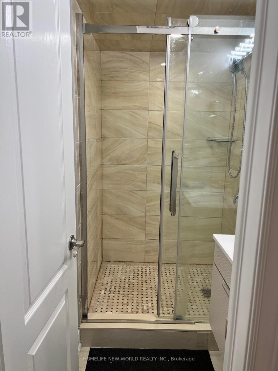 29 Courtfield Crescent, Markham, ON - Indoor Photo Showing Bathroom