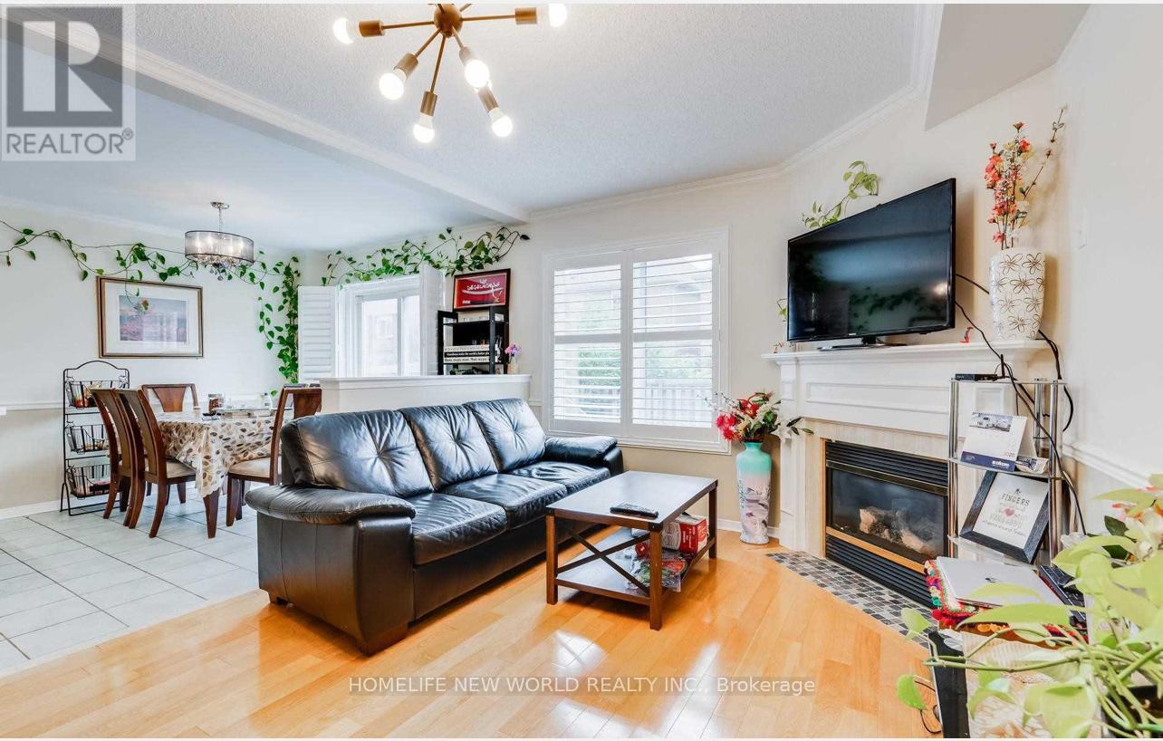 29 Courtfield Crescent, Markham, ON - Indoor Photo Showing Living Room With Fireplace