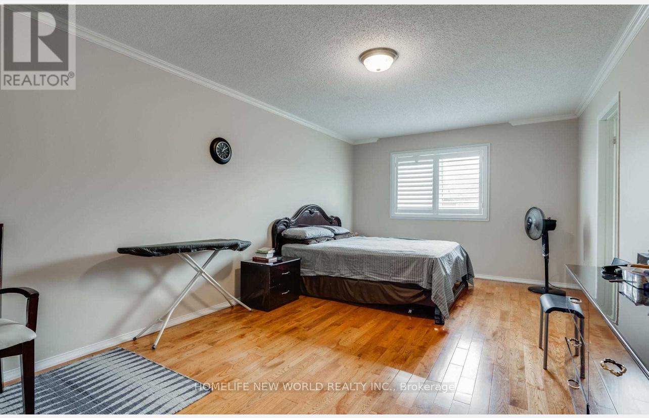 29 Courtfield Crescent, Markham, ON - Indoor Photo Showing Bedroom