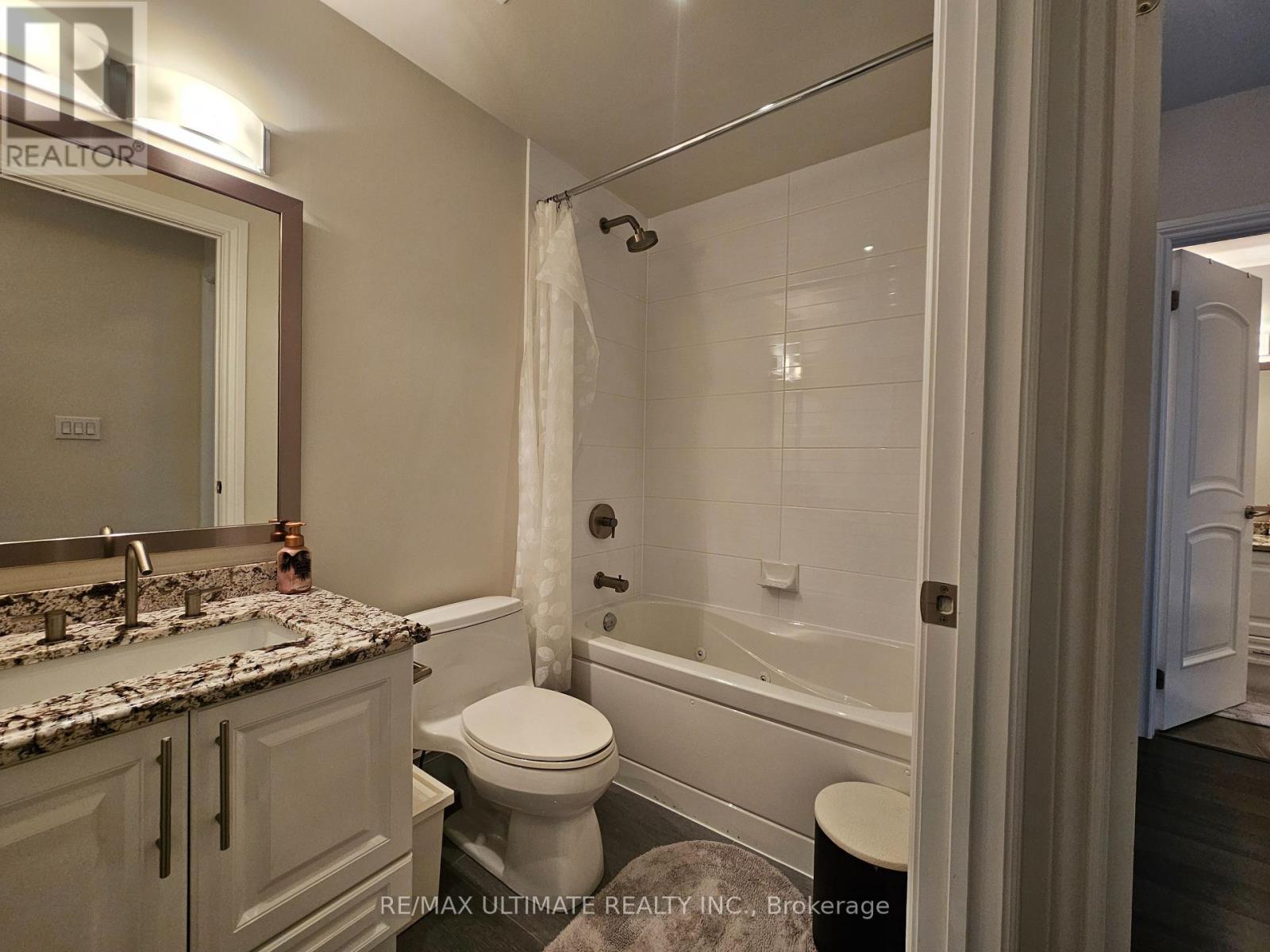 4901 - 33 Bay Street, Toronto, ON - Indoor Photo Showing Bathroom