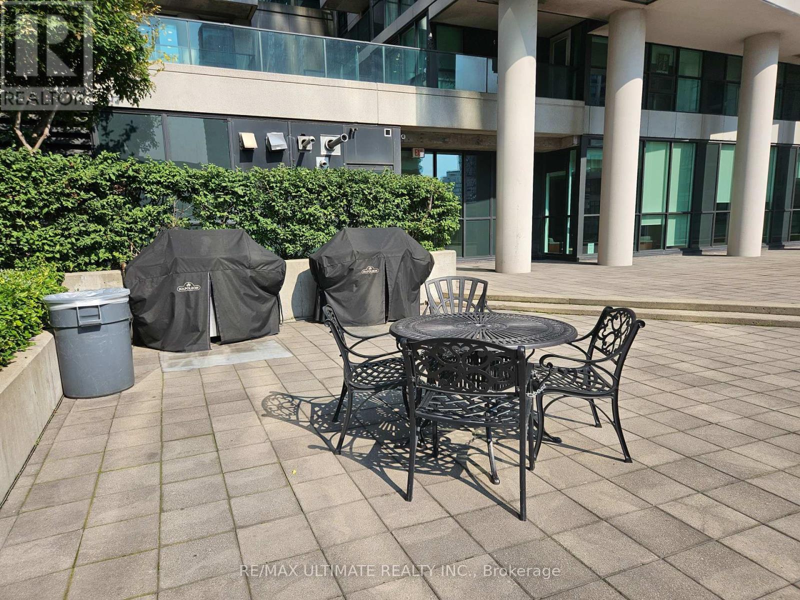 4901 - 33 Bay Street, Toronto, ON - Outdoor