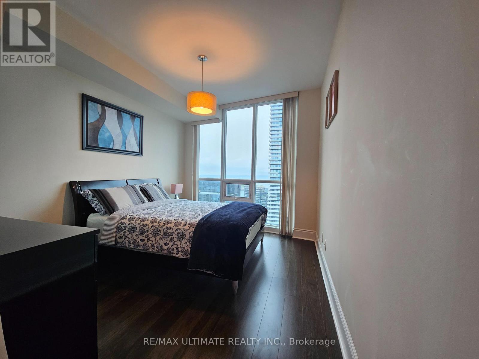 4901 - 33 Bay Street, Toronto, ON - Indoor Photo Showing Bedroom