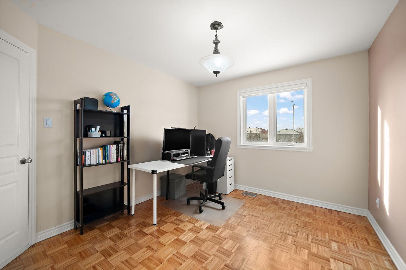 Bedroom - 3985 Rue Merckell, Laval (Duvernay), QC - Indoor Photo Showing Office