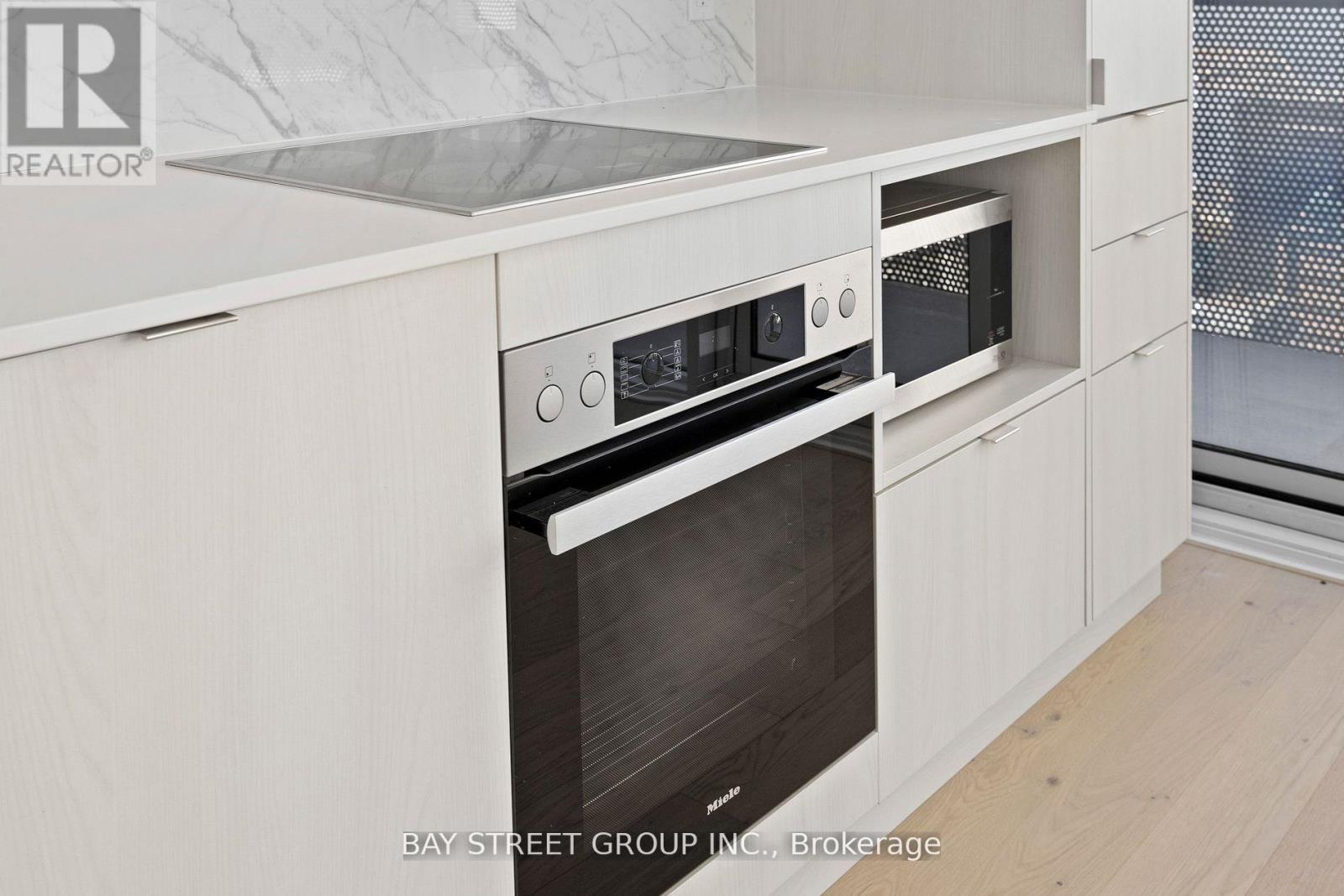 Ph111 - 138 Downes Street, Toronto, ON - Indoor Photo Showing Kitchen