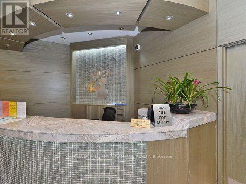 304 - 1033 Bay Street, Toronto, ON