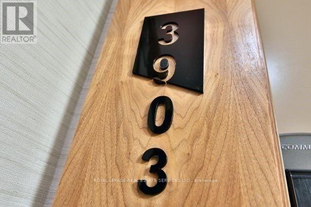 3903 - 10 York Street, Toronto, ON - Indoor Photo Showing Other Room