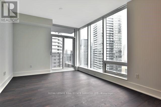 3903 - 10 York Street, Toronto, ON - Indoor Photo Showing Other Room