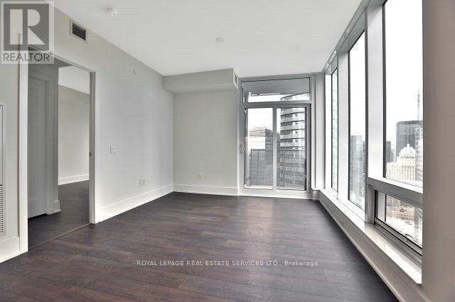 3903 - 10 York Street, Toronto, ON - Indoor Photo Showing Other Room