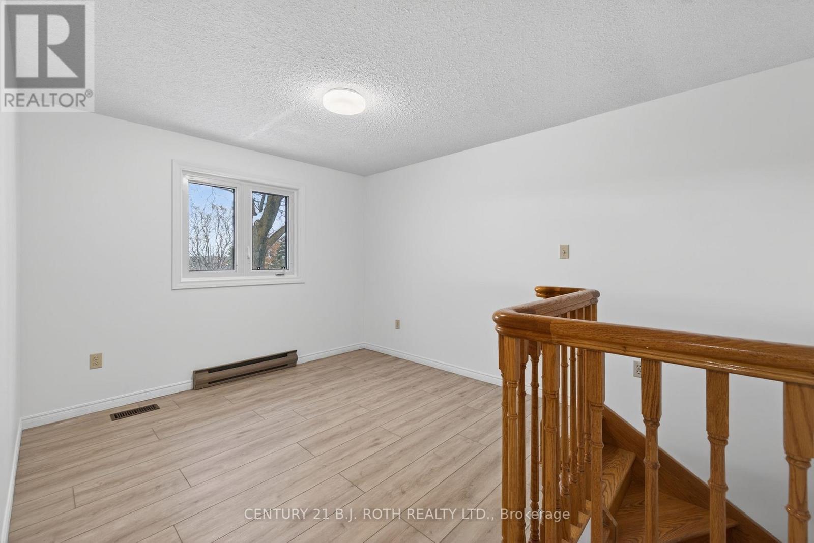 87 Tecumseth Pines Drive, New Tecumseth, ON - Indoor Photo Showing Other Room