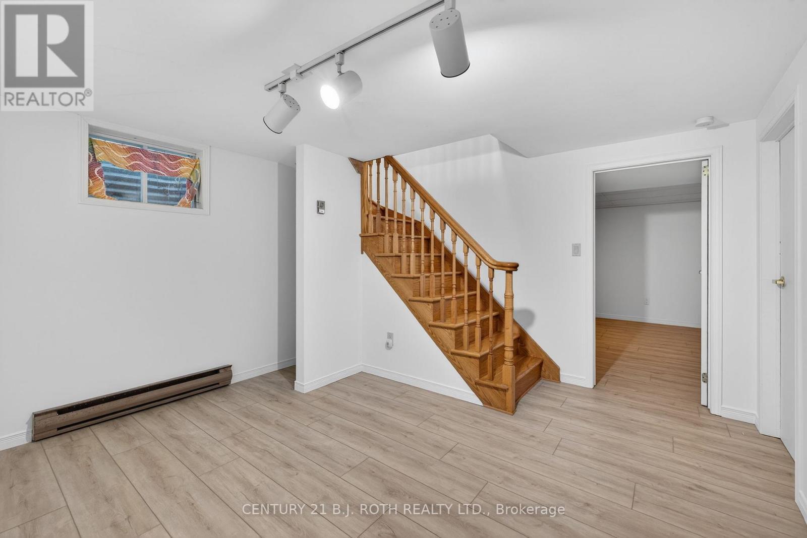 87 Tecumseth Pines Drive, New Tecumseth, ON - Indoor Photo Showing Other Room