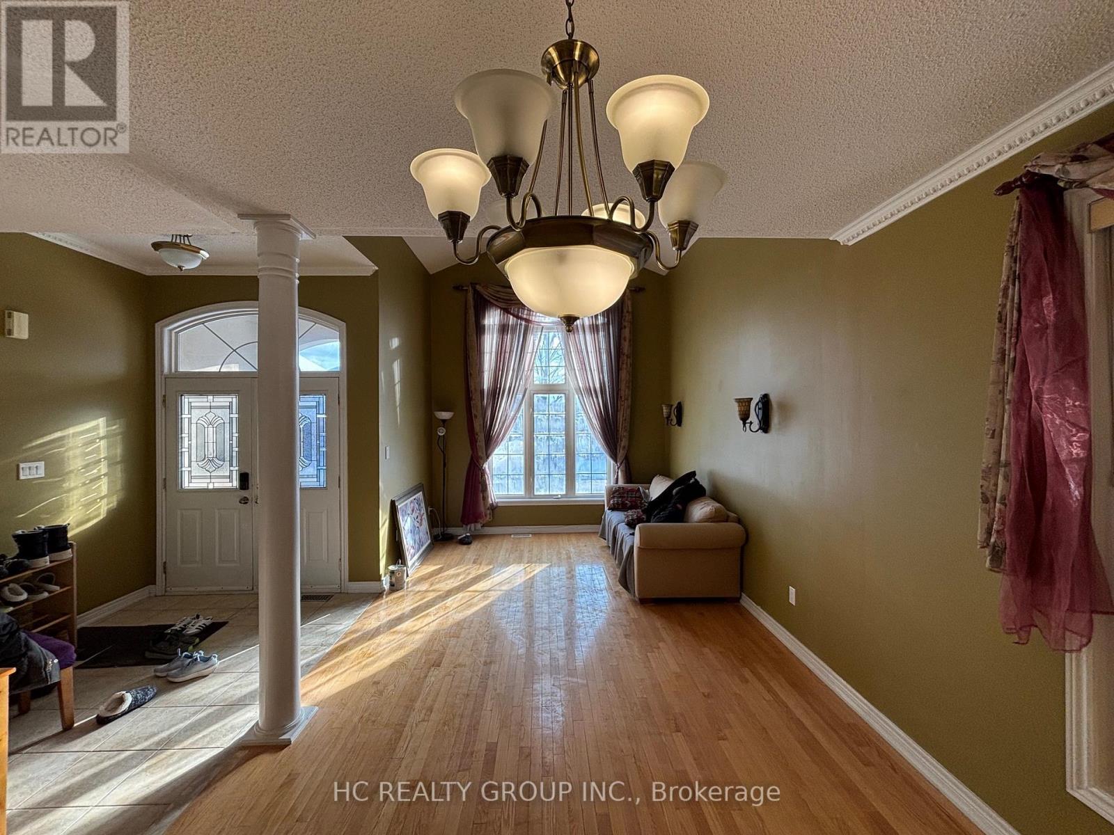96 Morisot Avenue, Vaughan, ON - Indoor Photo Showing Other Room