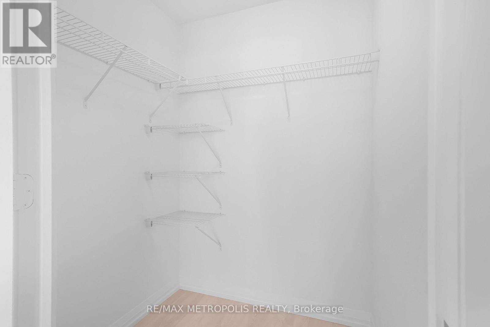 1711 - 27 Korda Gate, Vaughan, ON - Indoor With Storage