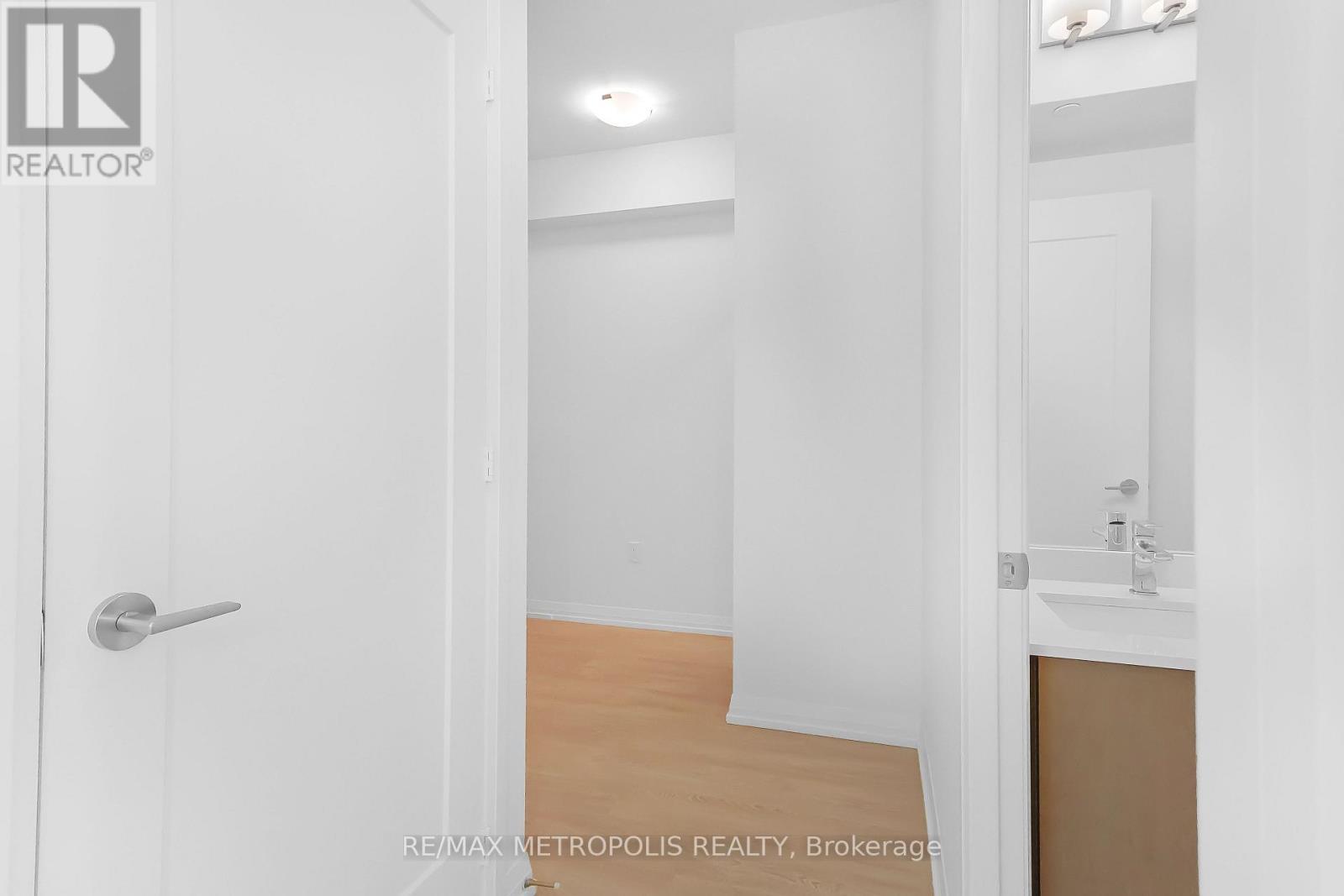 1711 - 27 Korda Gate, Vaughan, ON -