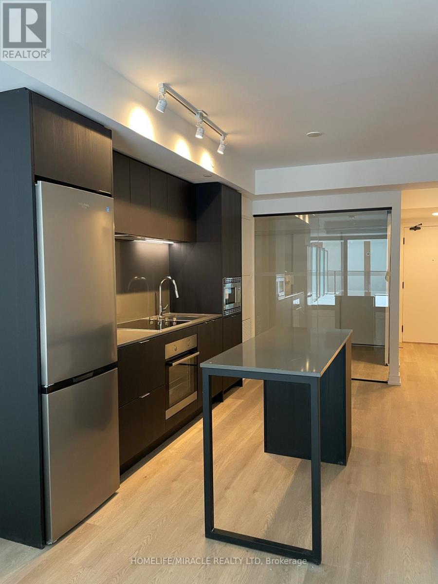 318 - 1 Jarvis Street, Hamilton, ON - Indoor Photo Showing Kitchen