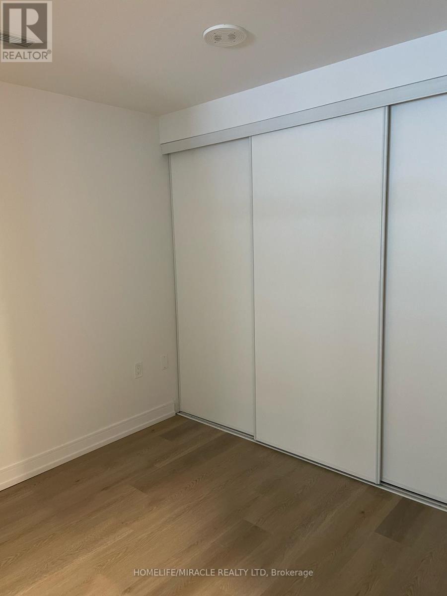 318 - 1 Jarvis Street, Hamilton, ON - Indoor Photo Showing Other Room