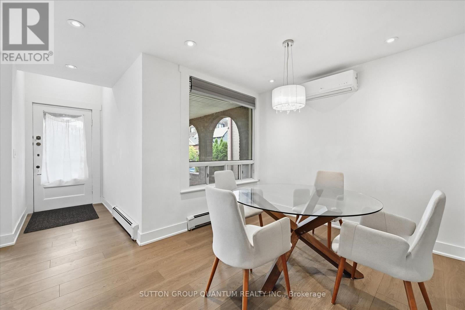 443 King William Street, Hamilton, ON - Indoor Photo Showing Dining Room