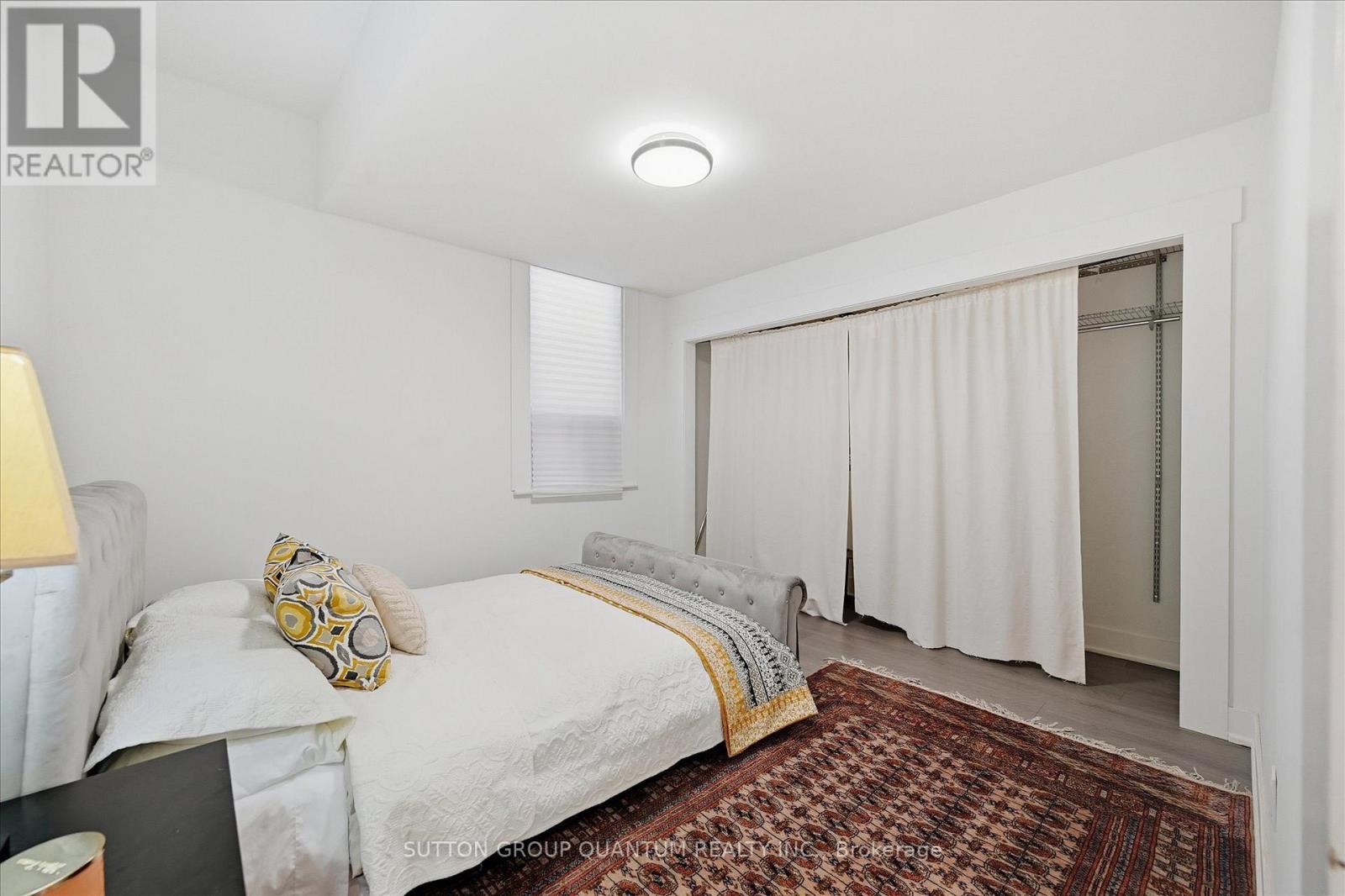 443 King William Street, Hamilton, ON - Indoor Photo Showing Bedroom