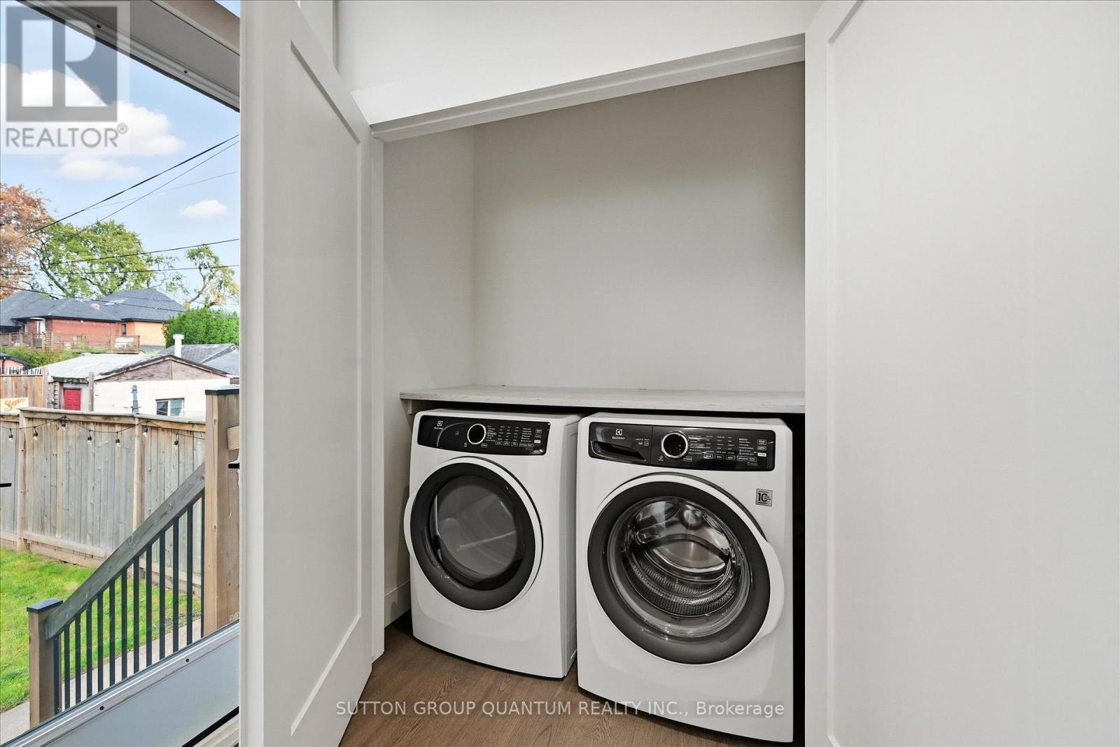 443 King William Street, Hamilton, ON - Indoor Photo Showing Laundry Room