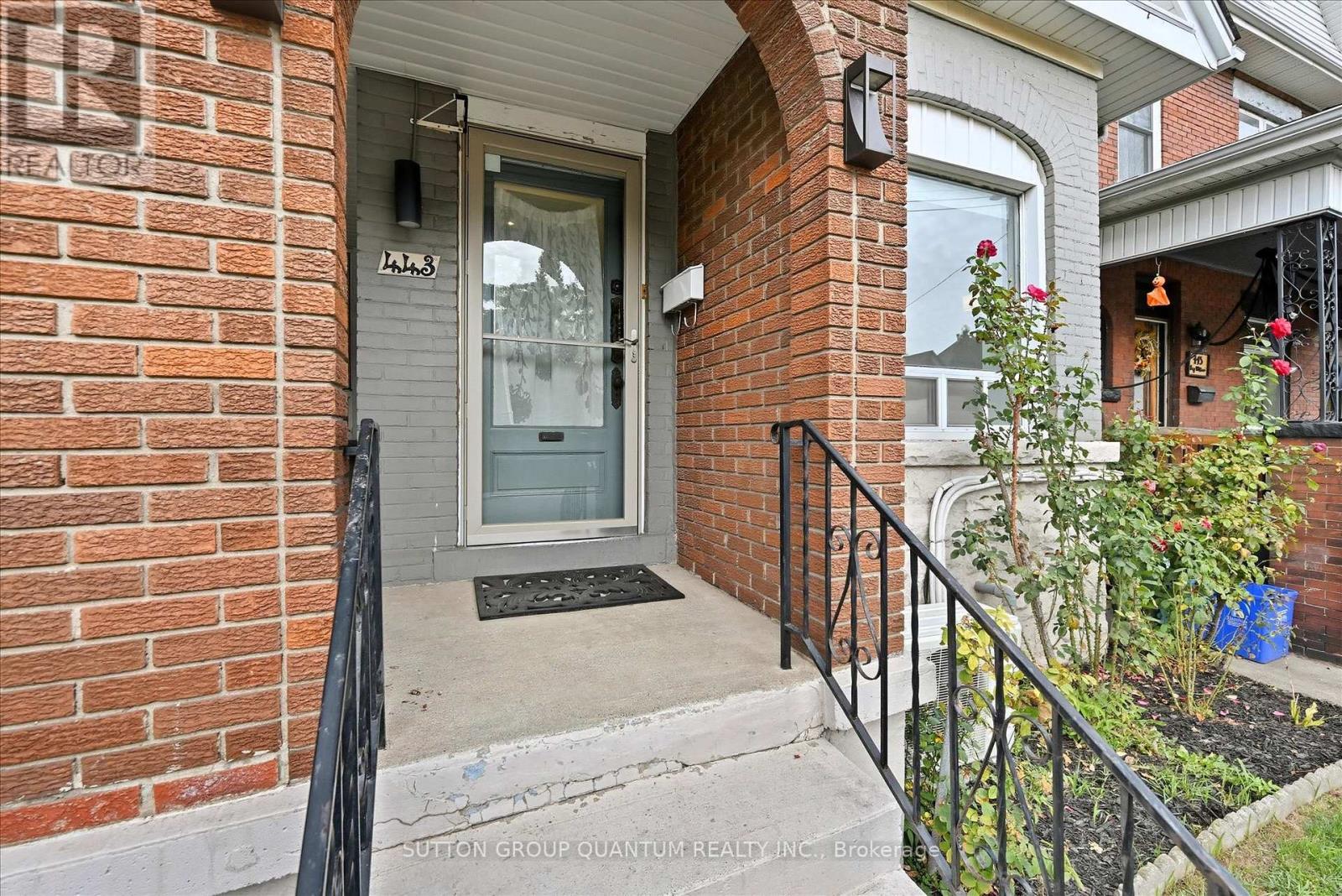 443 King William Street, Hamilton, ON - Outdoor With Exterior