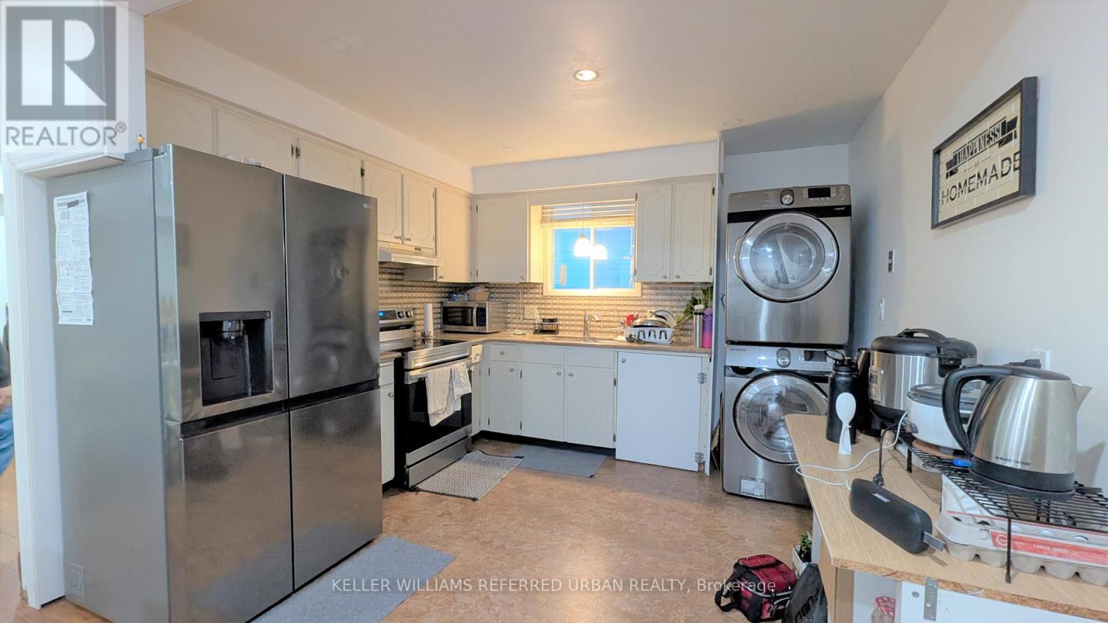 Main - 6532 Kuhn Crescent, Niagara Falls, ON - Indoor Photo Showing Laundry Room