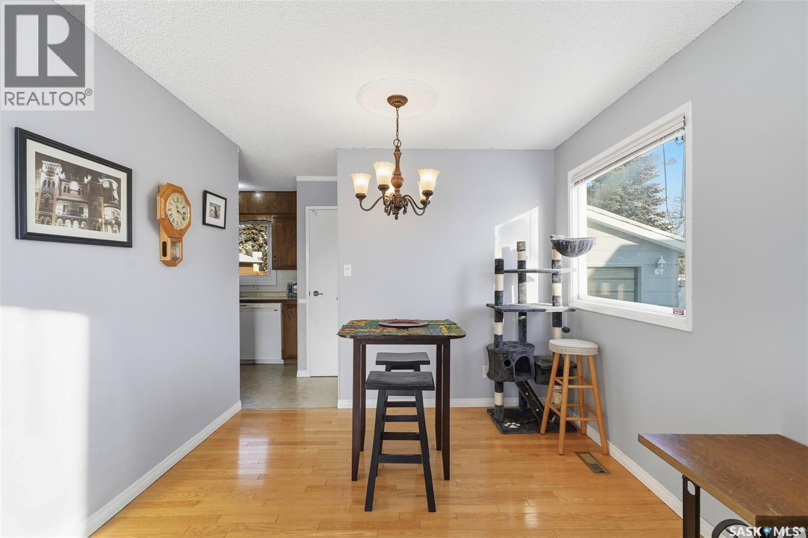 349 Waterloo Crescent, Saskatoon, SK - Indoor Photo Showing Dining Room