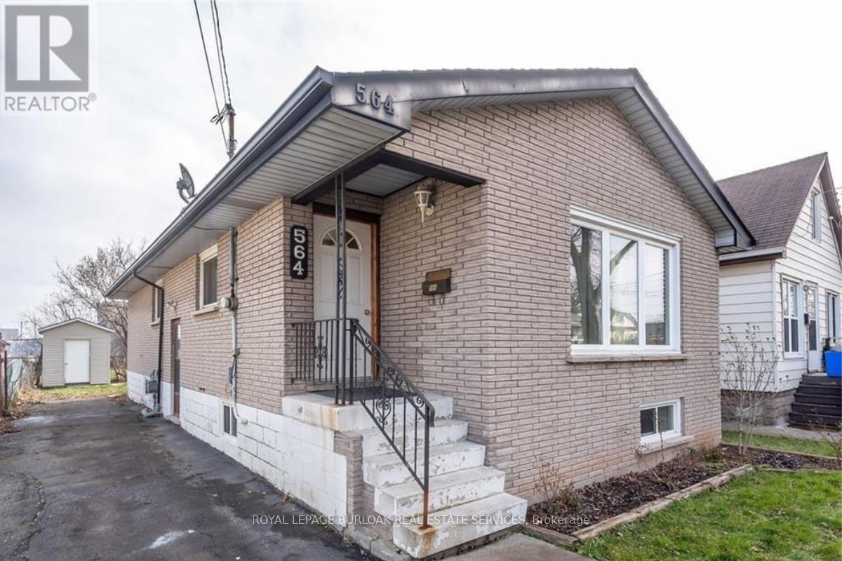 Upper - 564 Waterloo Street, Hamilton, ON - Outdoor