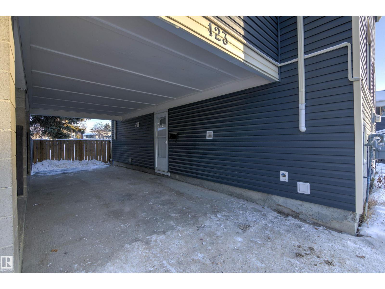 123 Morin Maze Mz Nw, Edmonton, AB - Outdoor With Exterior