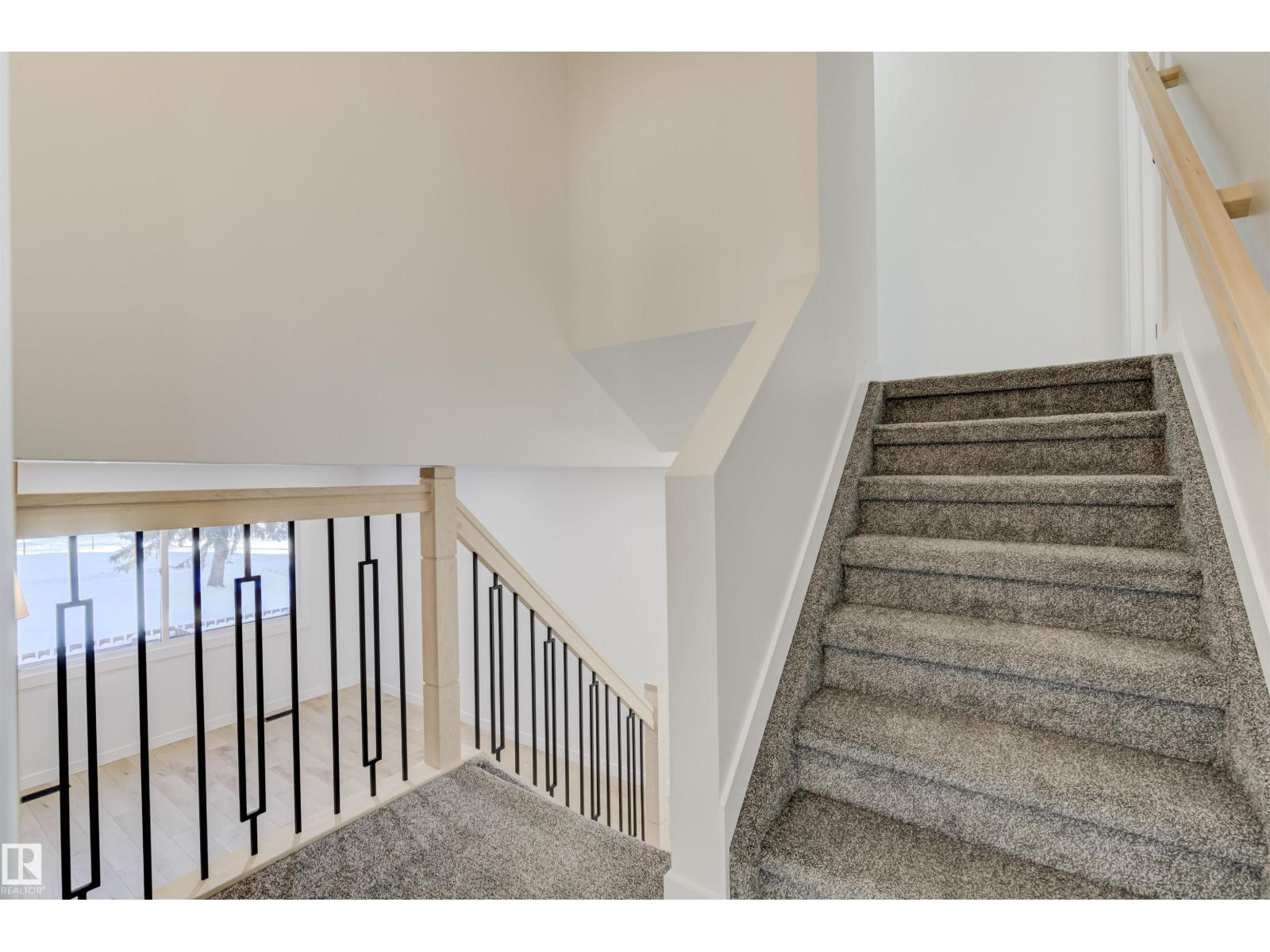 123 Morin Maze Mz Nw, Edmonton, AB - Indoor Photo Showing Other Room