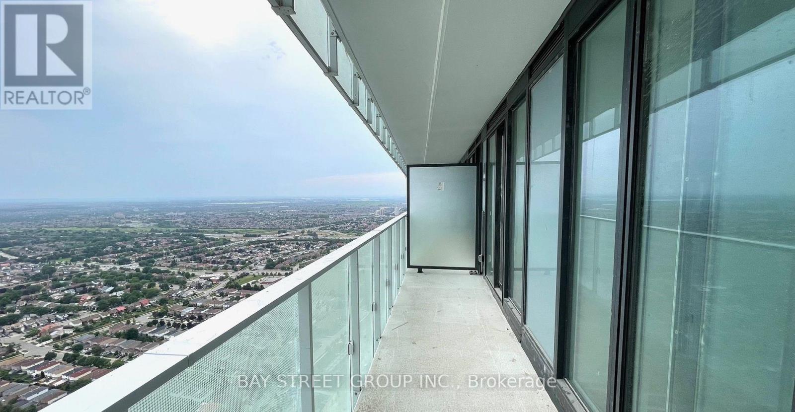 5207 - 3900 Confederation Parkway, Mississauga, ON - Outdoor With Balcony With View