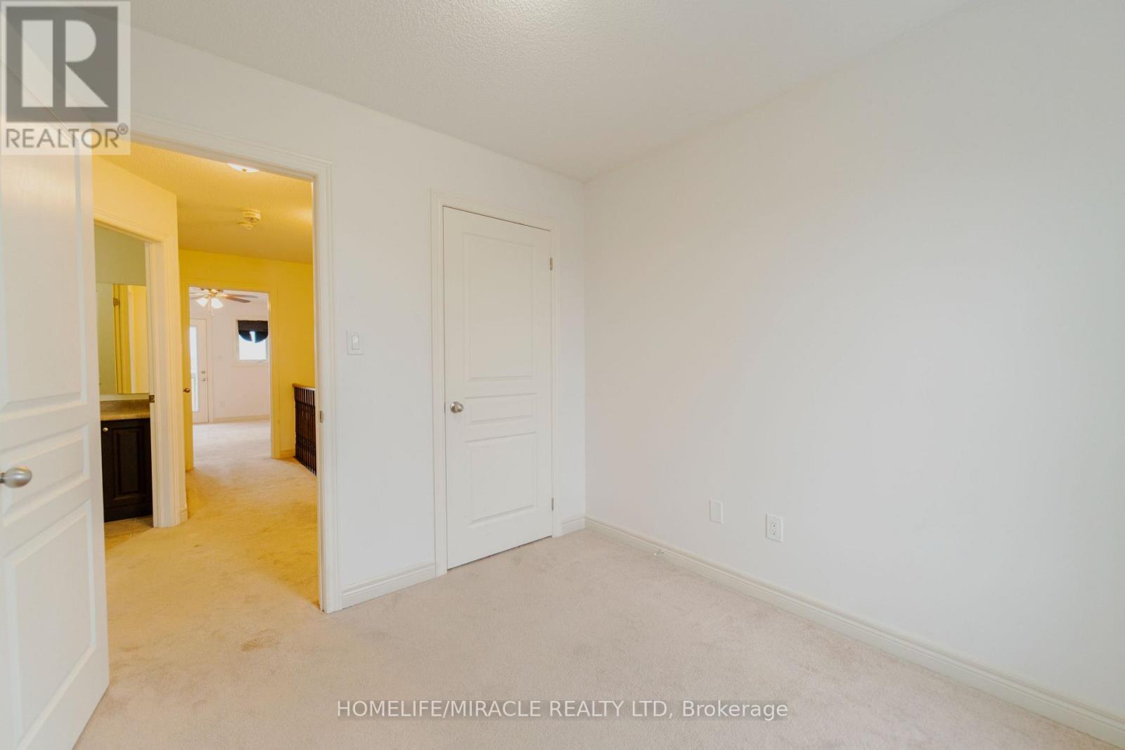 106 Aspen Hills Road, Brampton, ON - Indoor Photo Showing Other Room