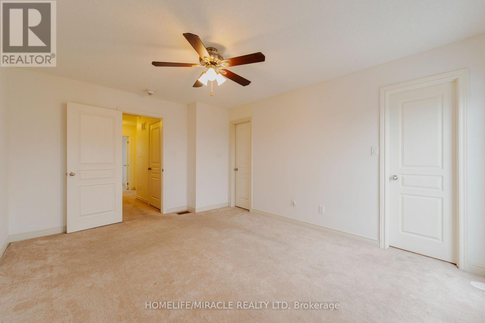 106 Aspen Hills Road, Brampton, ON - Indoor Photo Showing Other Room