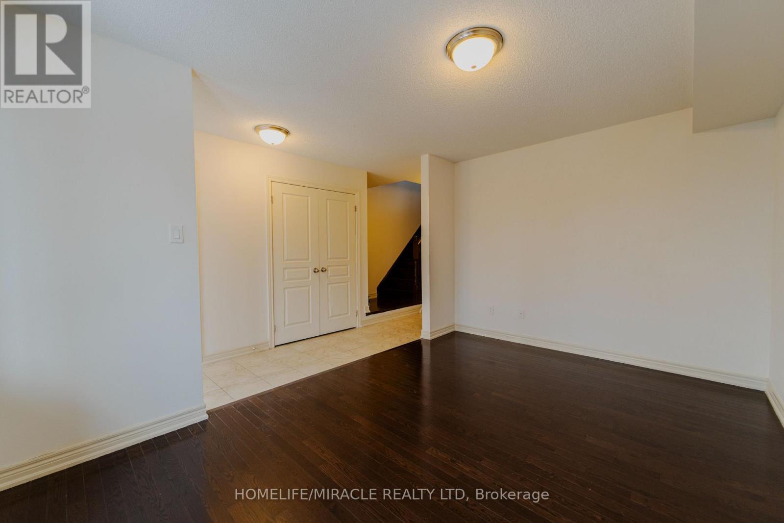 106 Aspen Hills Road, Brampton, ON - Indoor Photo Showing Other Room