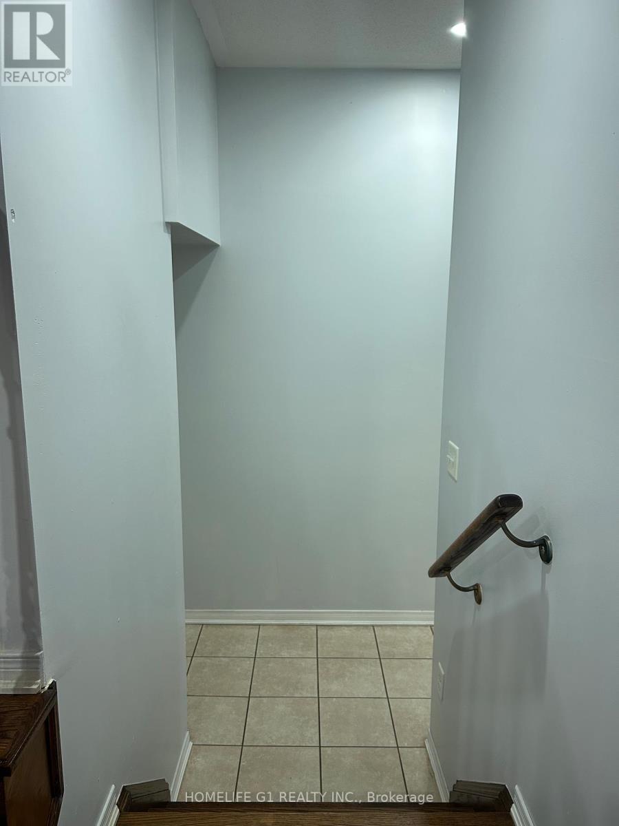 86 Newington Crescent, Brampton, ON - Indoor Photo Showing Other Room