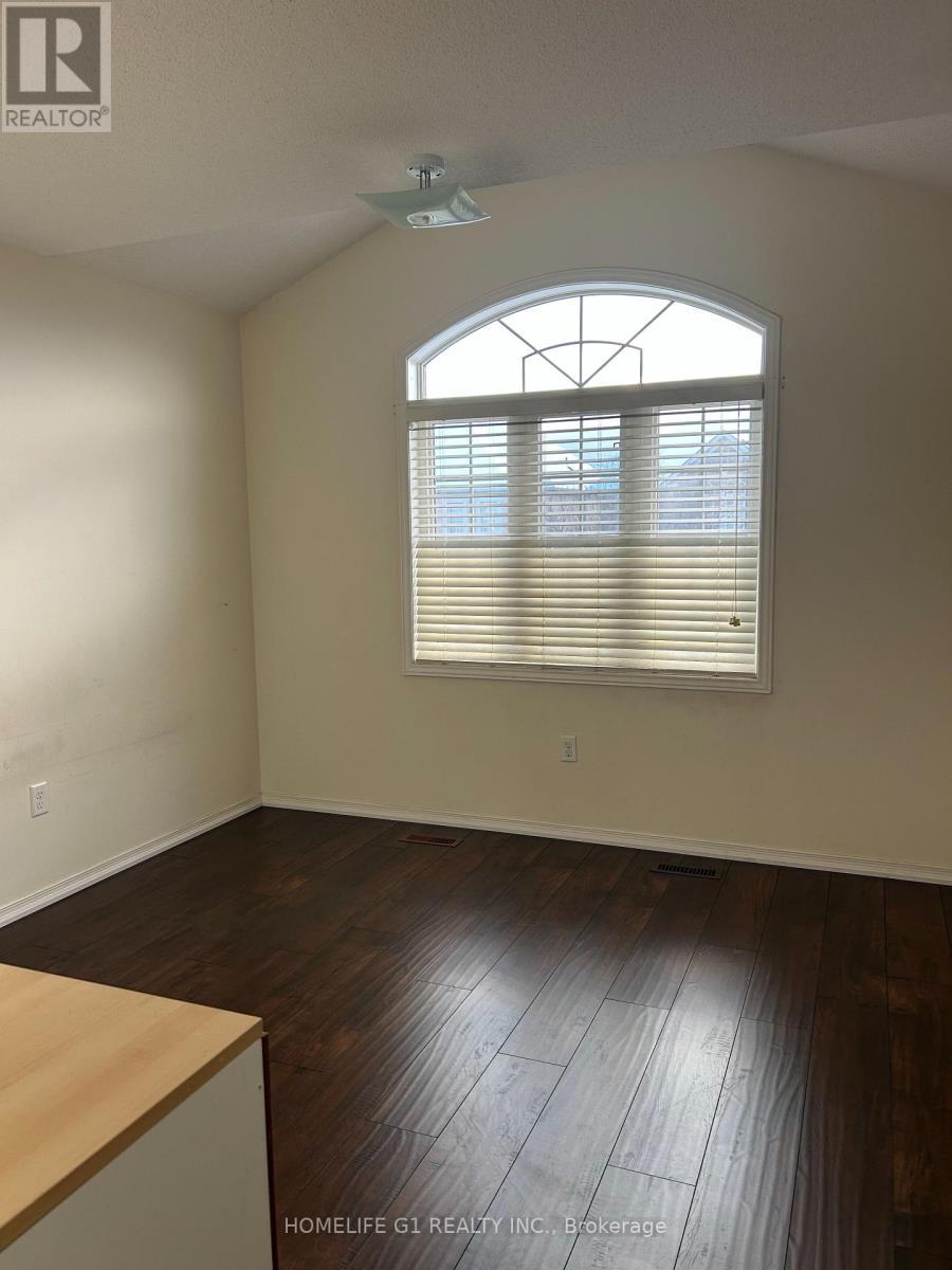 86 Newington Crescent, Brampton, ON - Indoor Photo Showing Other Room