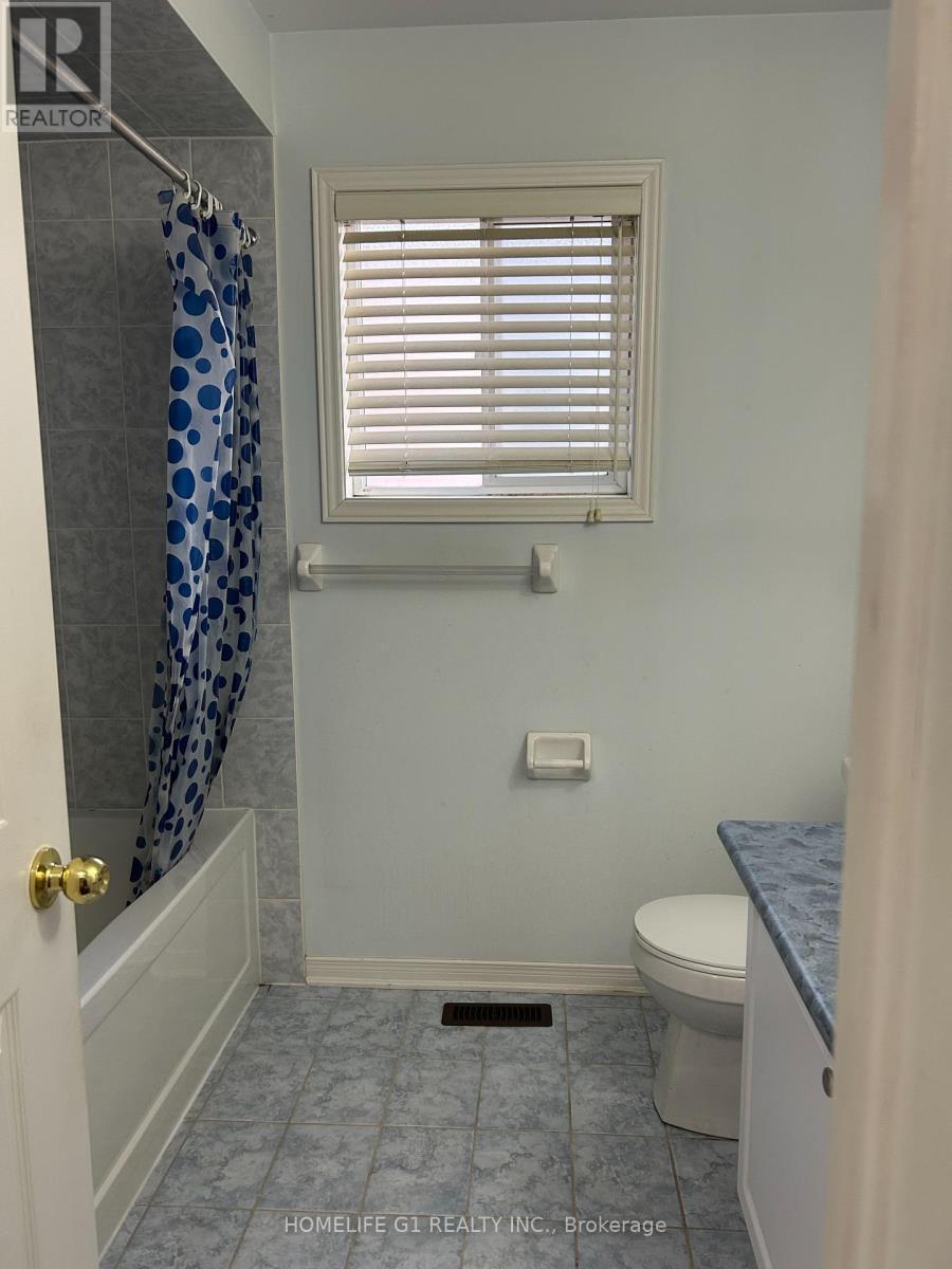 86 Newington Crescent, Brampton, ON - Indoor Photo Showing Bathroom