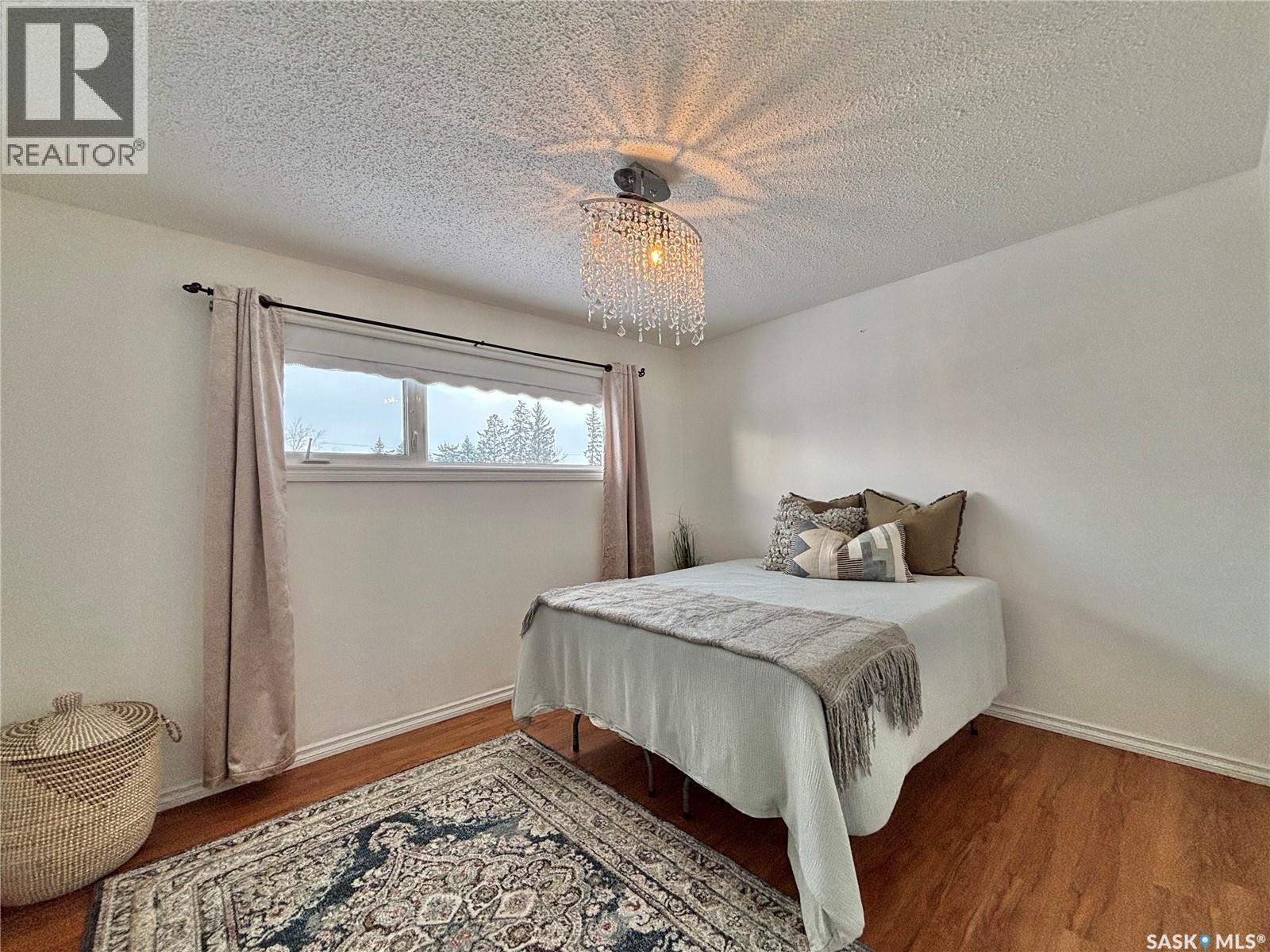 53 Bailey Drive, Yorkton, SK - Indoor Photo Showing Bedroom